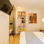 Bairro Alto Music Гостьовий будинок 3*