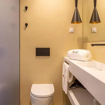 Bairro Alto Music Pensionat 3*