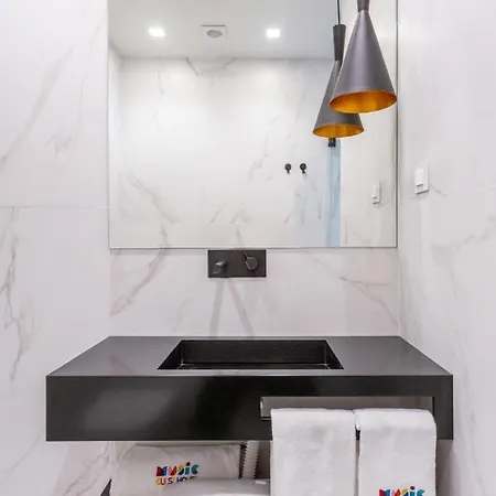 Bairro Alto Music Πανσιόν 3*