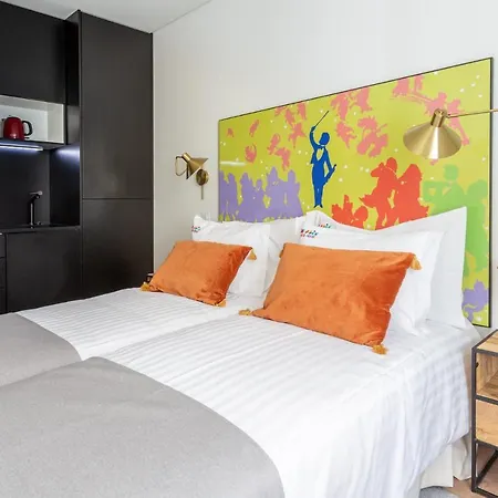 בית הארחה Bairro Alto Music ליסבון