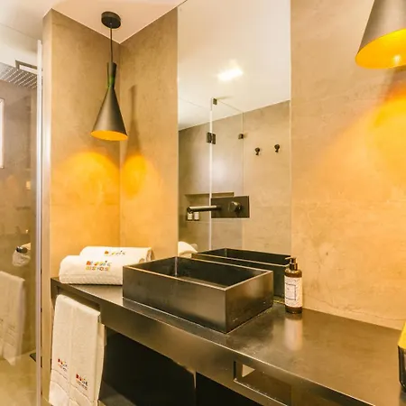 Bairro Alto Music בית הארחה 3*