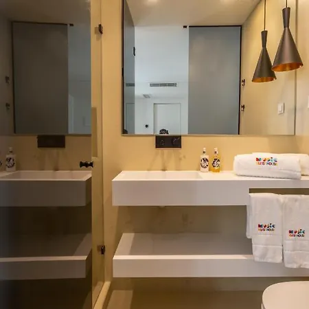 Bairro Alto Music 3* Lisboa